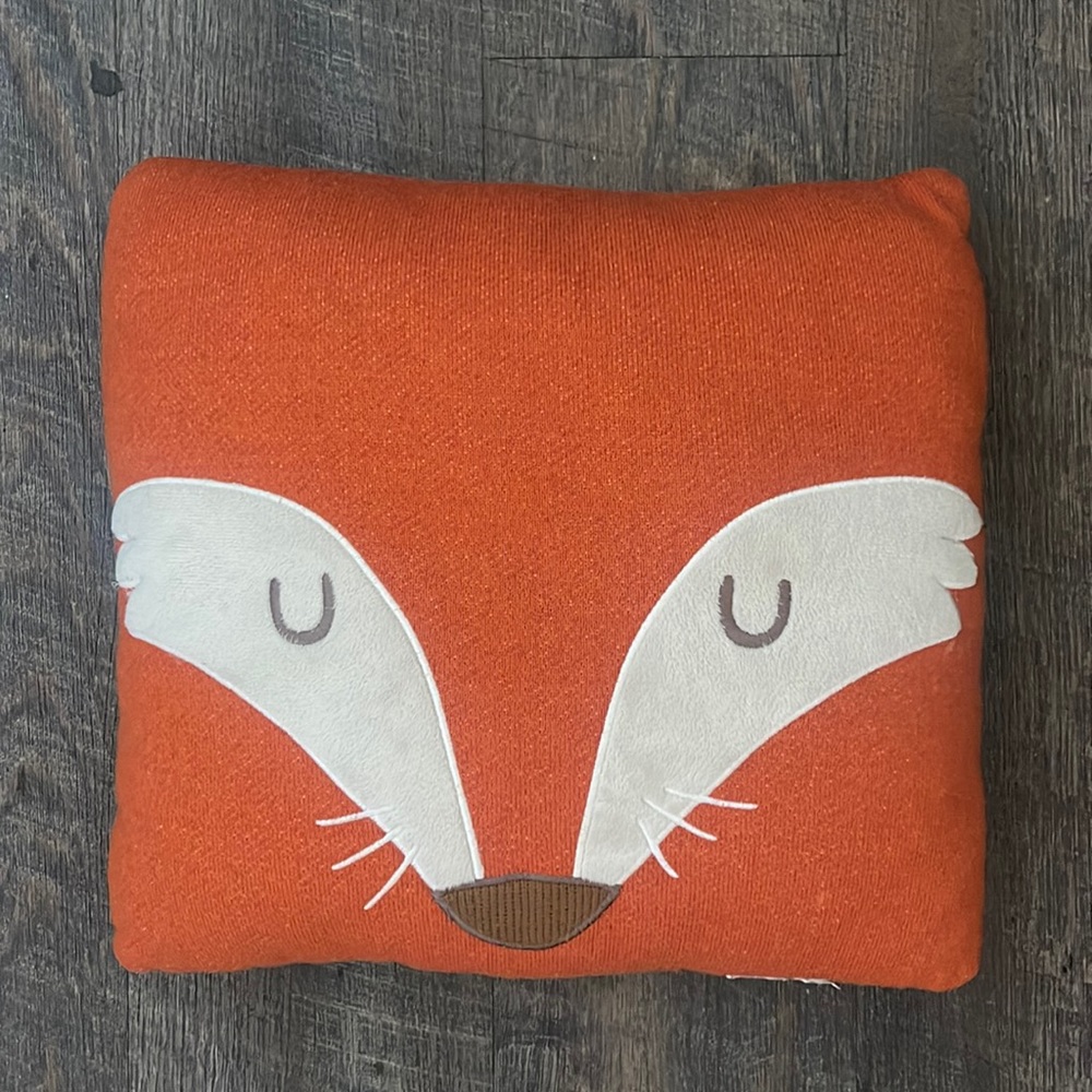 Fox pillow
